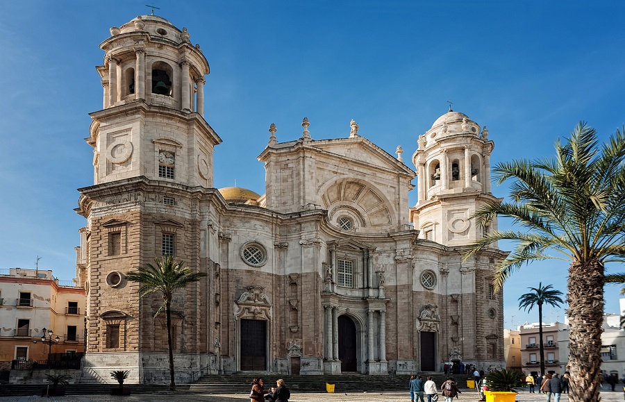 كاتدرائية سانتا كروز في كاديز