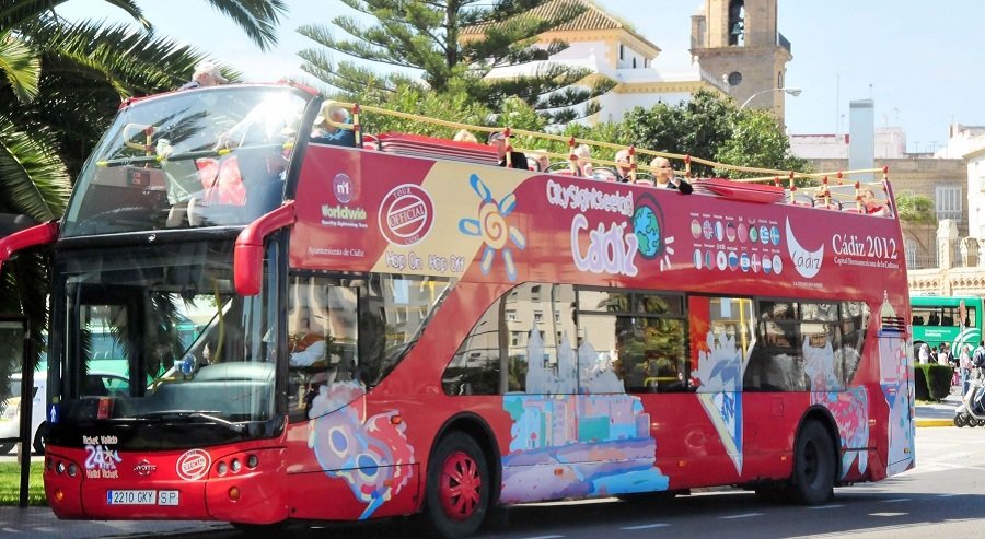 مشاهدة معالم المدينة - حافلة سياحية