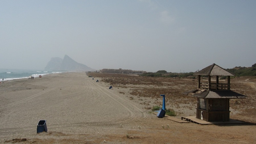 EL BURGO-TORRENUEVA شاطئ