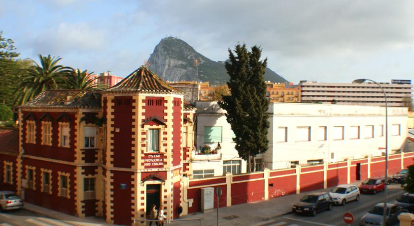 مارغريتا هوستيل