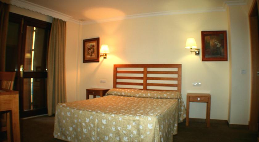 مارغريتا هوستيل