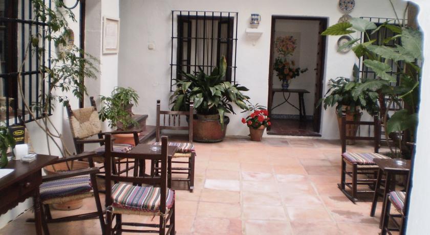 GRAN CAPTAIN HOSTEL