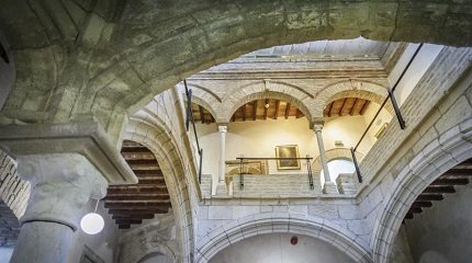 متحف الكاتدرائية والملفات